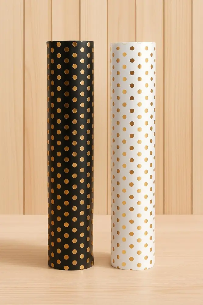 גליל נייר עטיפה נקודות - שחור/לבן