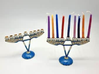 חנוכיית דגם משולש