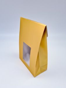 קלפה זהב עם חלון מלבני