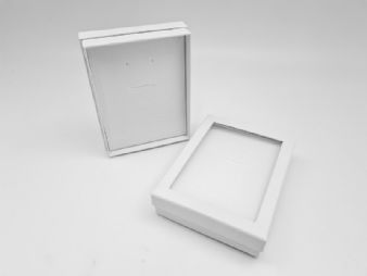 קופסת תכשיטים 10X13 לבן עם חלון