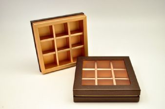 קופסת פרלינים מהודרת תשיעיה - חום