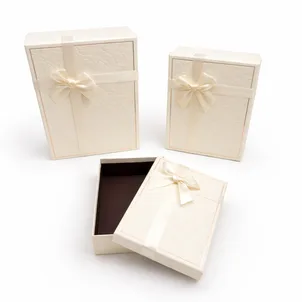 סט שלישיית מלבני עם פפיון - שמנת